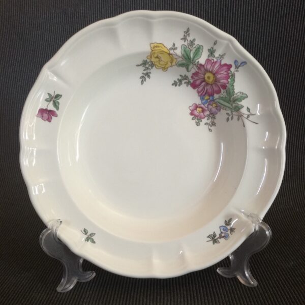 Andlovitz Guido (1900/ 1971), Designer. Italian Soup Plate with Floral Motif. 1940/ 1965 ca.