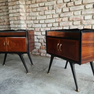 A pair of nightstands by Paolo Buffa ’40/’50. Italian Design